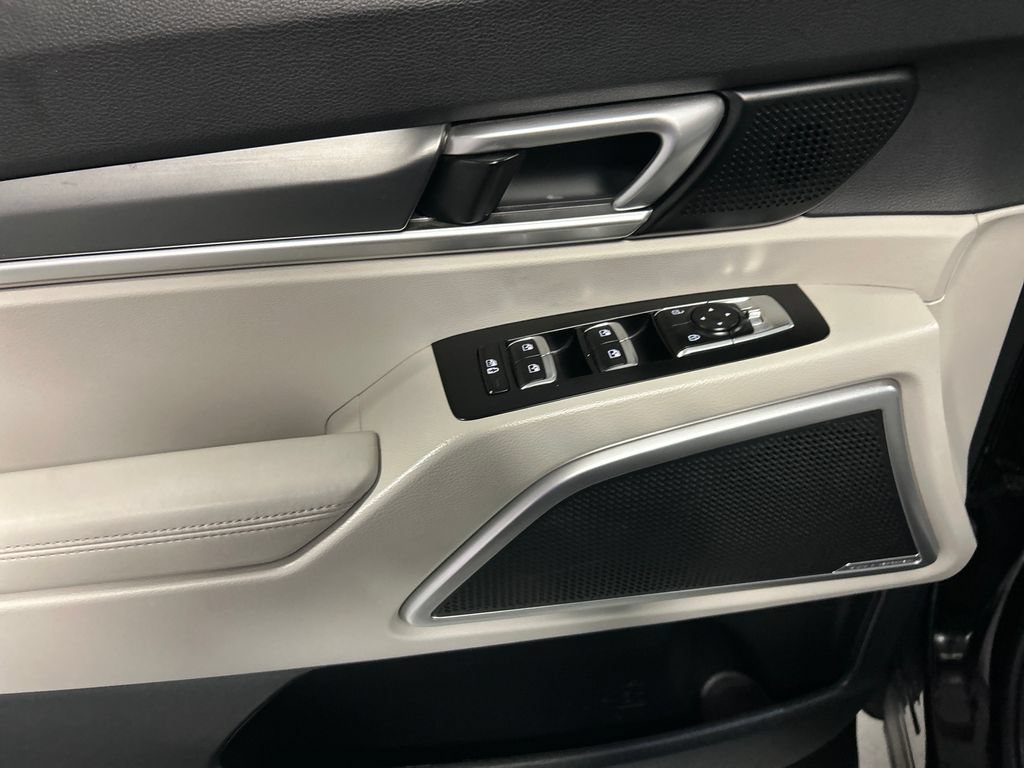 Used 2022 Kia Telluride S AWD/4WD image 12