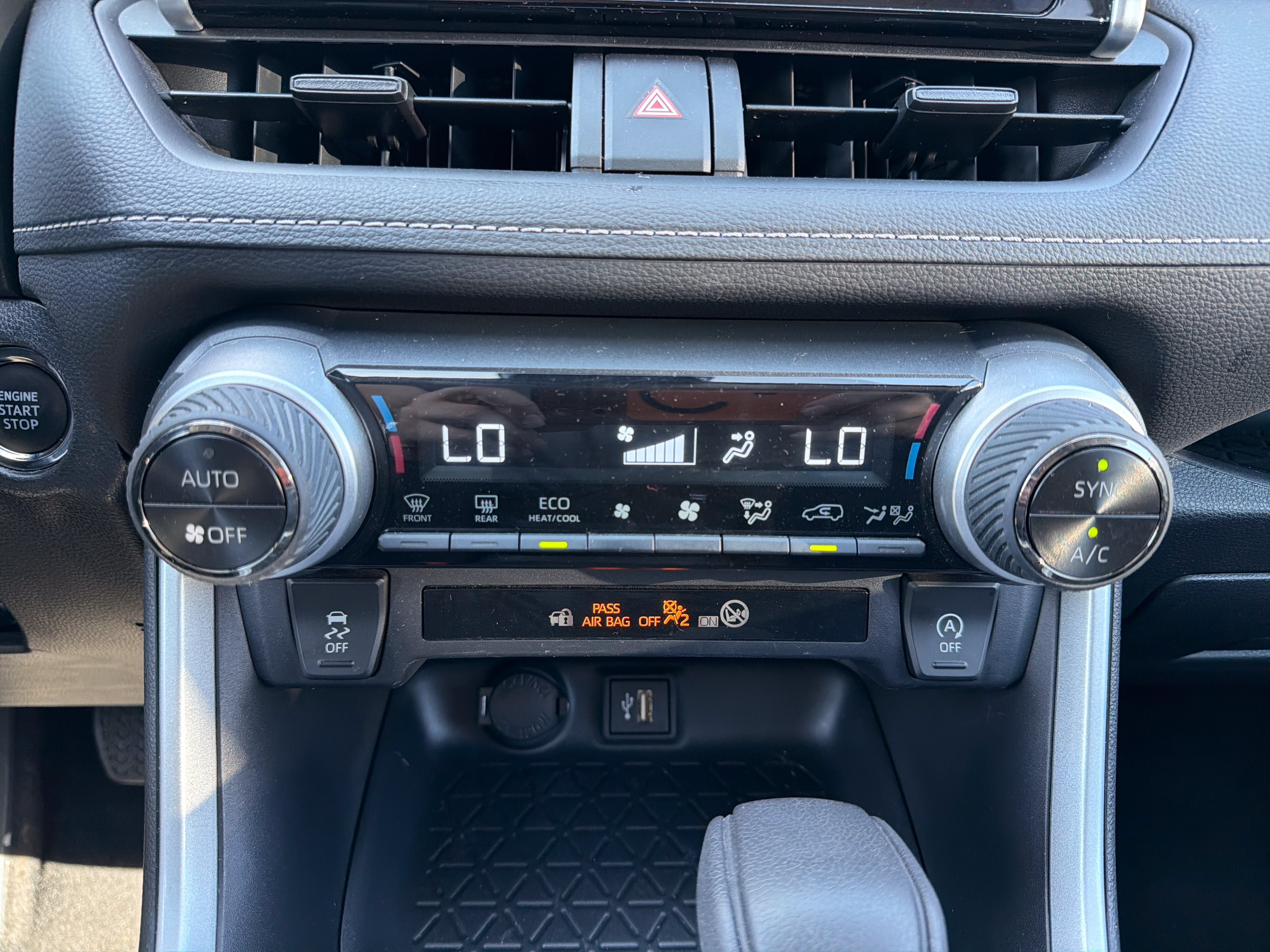 Used 2023 Toyota RAV4 XLE w/ Convenience Package AWD/4WD image 20