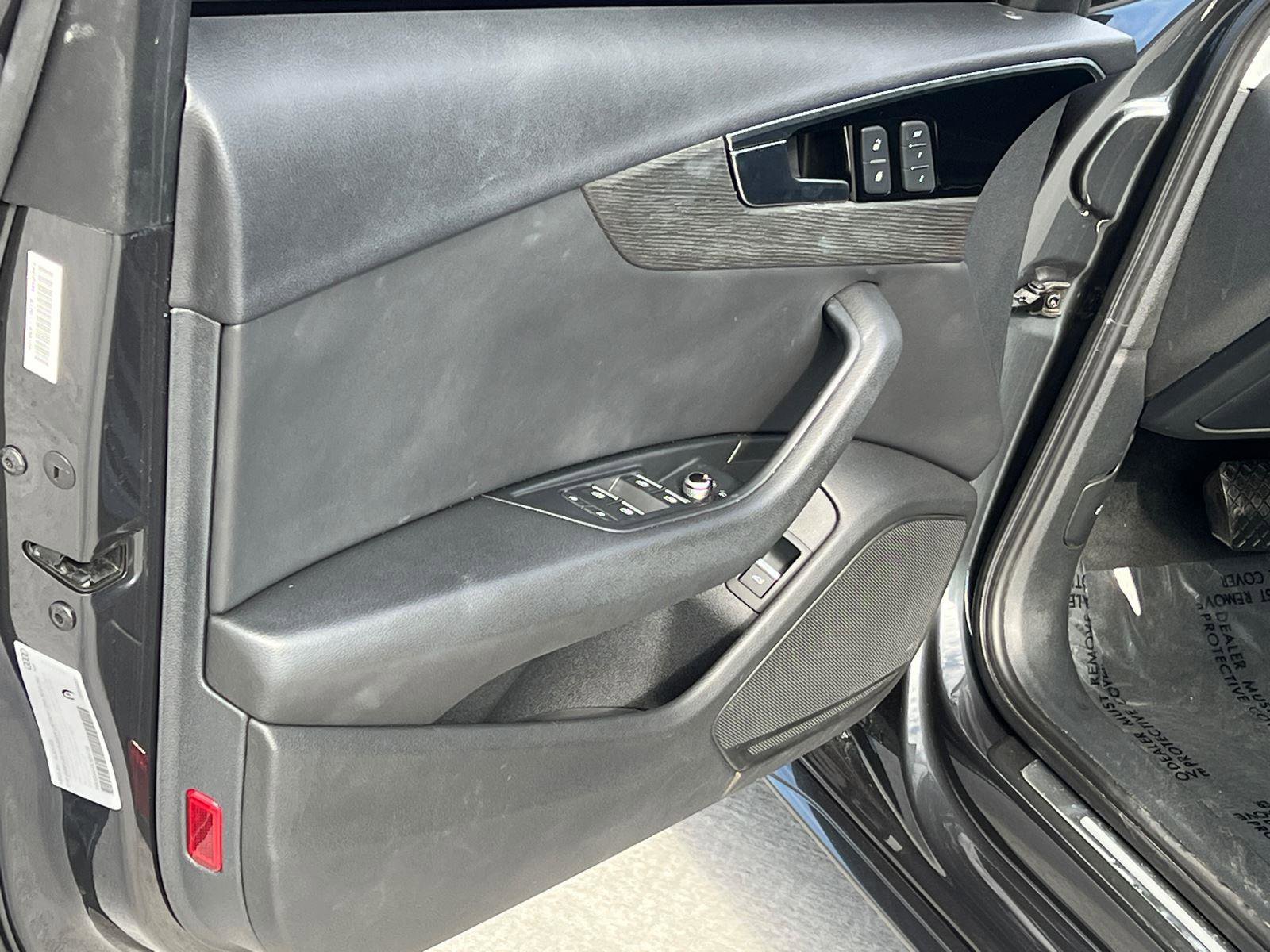 Used 2020 Audi A4 2.0T Premium w/ Convenience Package image 10