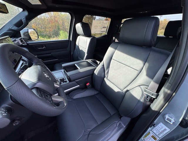 New 2026 Toyota Tundra Platinum w/ TRD Off-Road Package AWD/4WD image 13