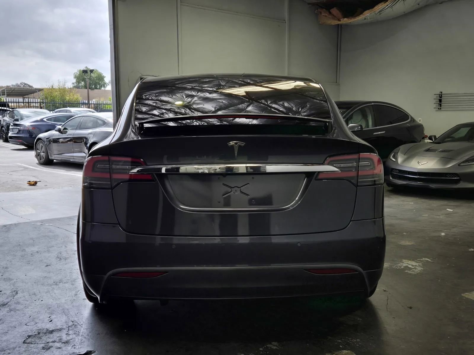 Used 2019 Tesla Model X 100D AWD/4WD image 3
