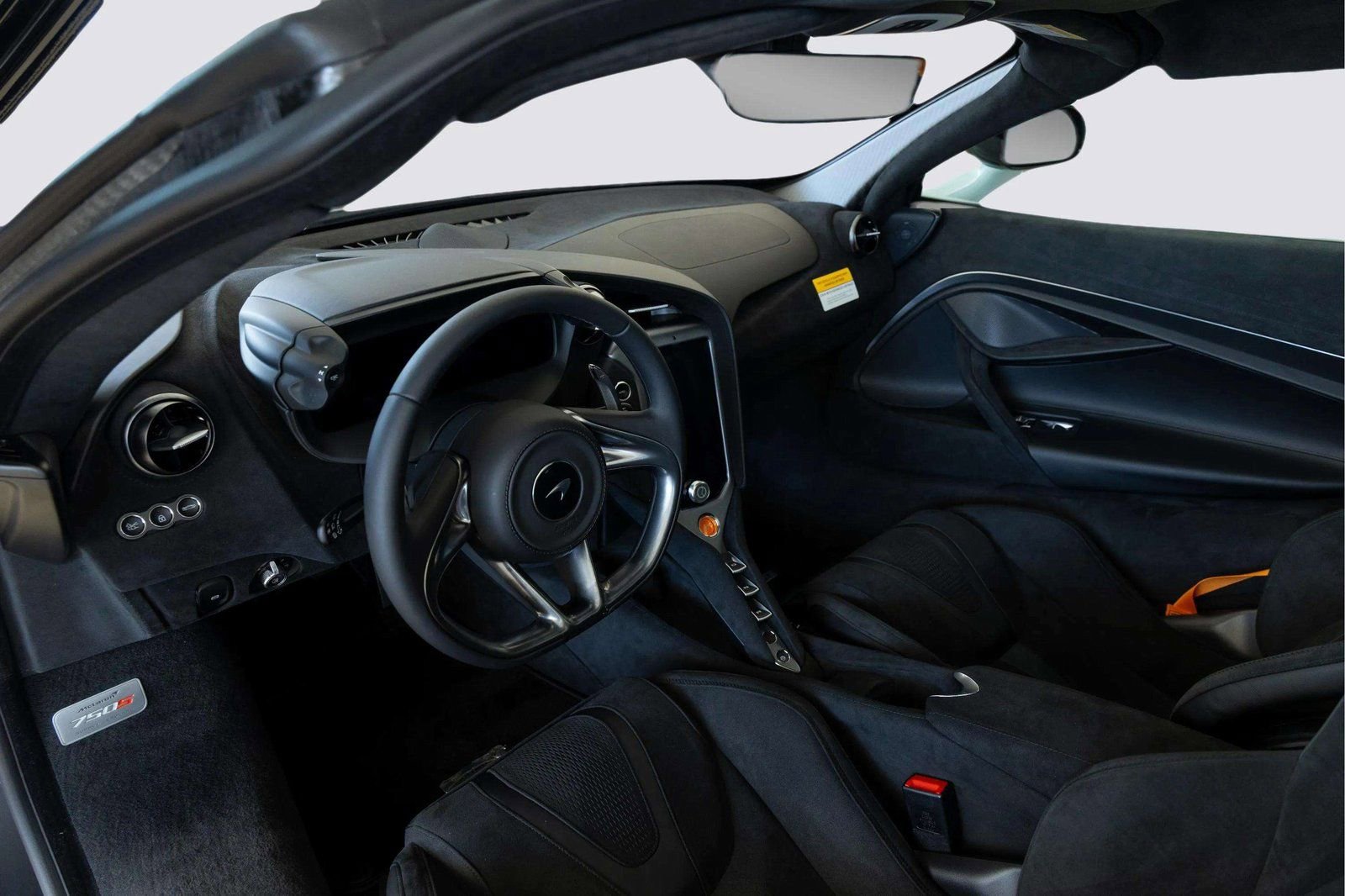 New 2026 McLaren 750S image 27