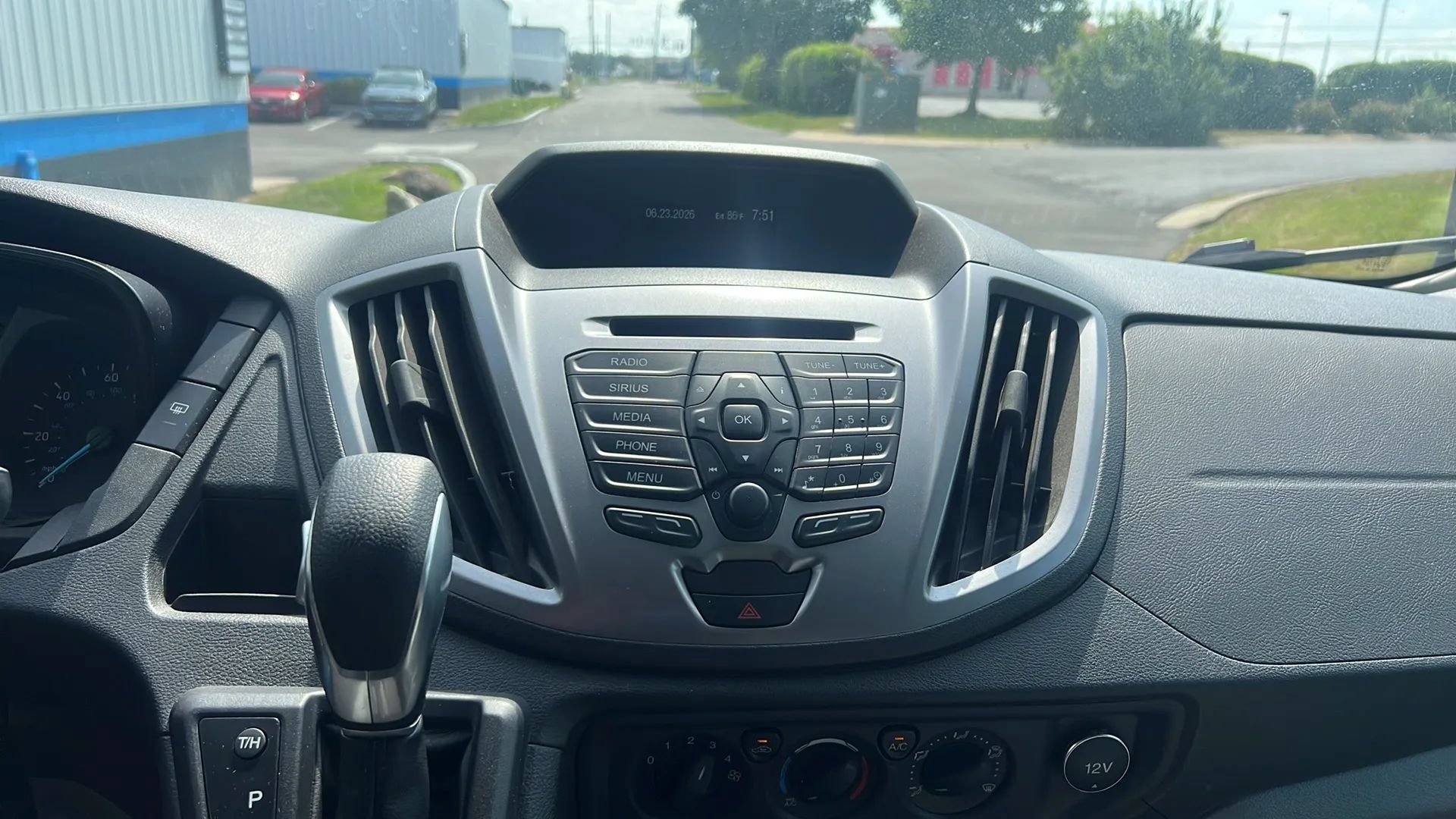 Used 2015 Ford Transit 150 XLT RWD image 20