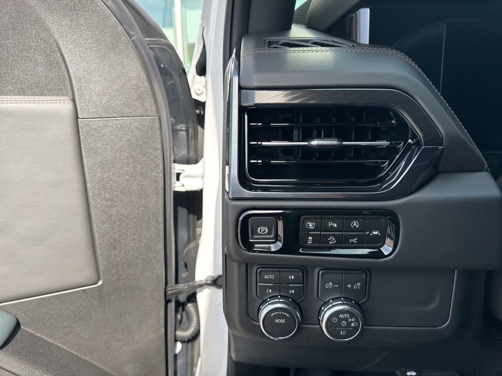 New 2026 GMC Yukon AT4 w/ LPO, Floor Liner Package image 13