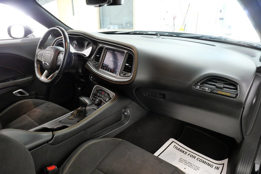 Used 2022 Dodge Challenger R/T Scat Pack RWD image 18