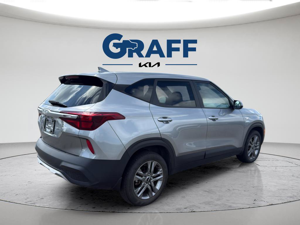 Used 2023 Kia Seltos LX AWD/4WD image 8