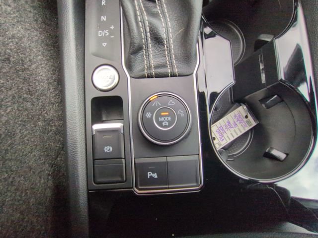 Certified 2023 Volkswagen Atlas Cross Sport SEL image 33