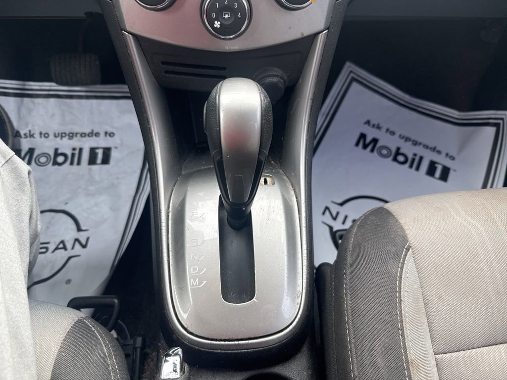 Used 2015 Chevrolet Trax LT w/ LT Sun and Sound Package image 17