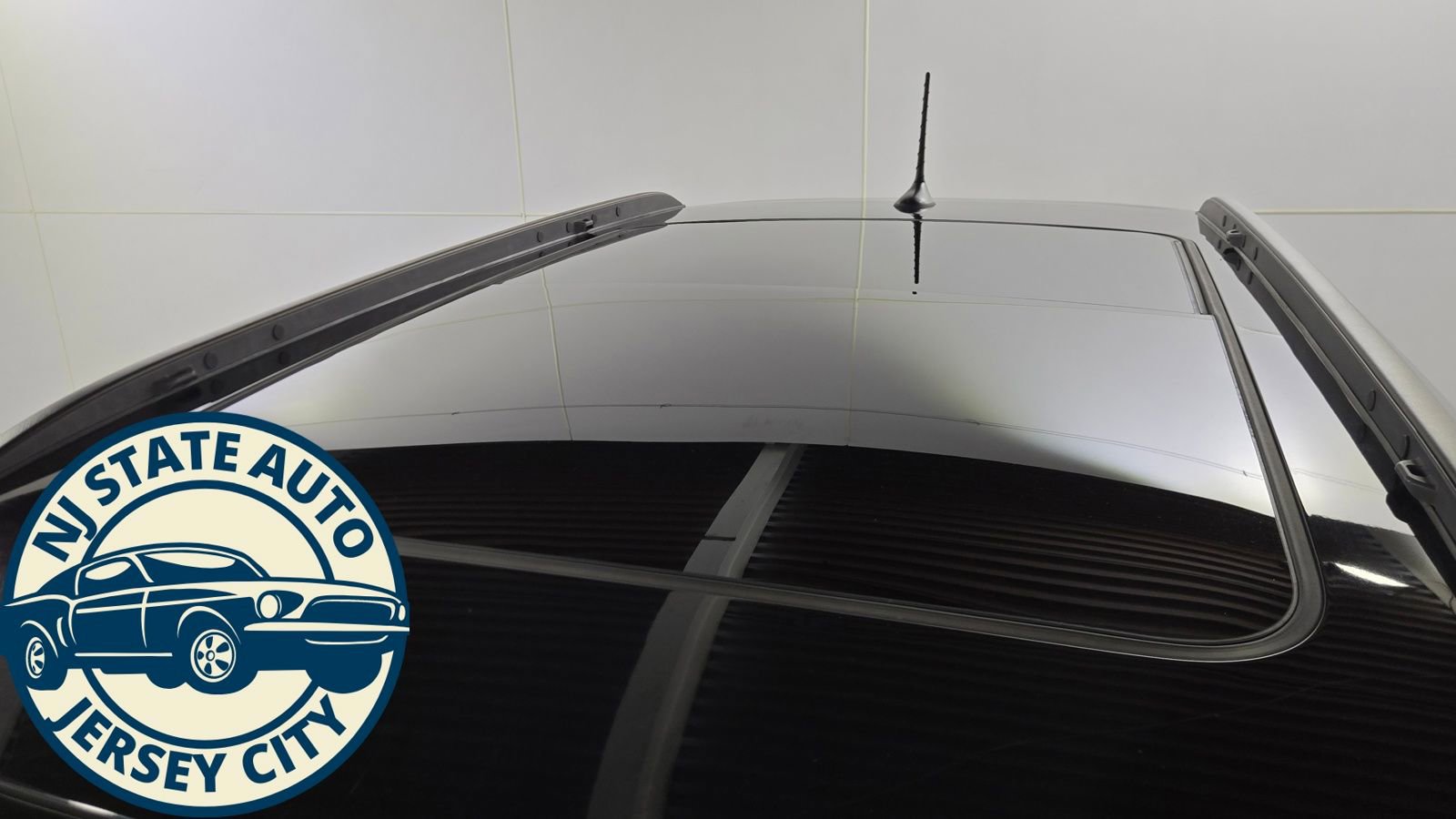 Used 2021 Jeep Compass Limited w/ Sun and Sound Group image 9