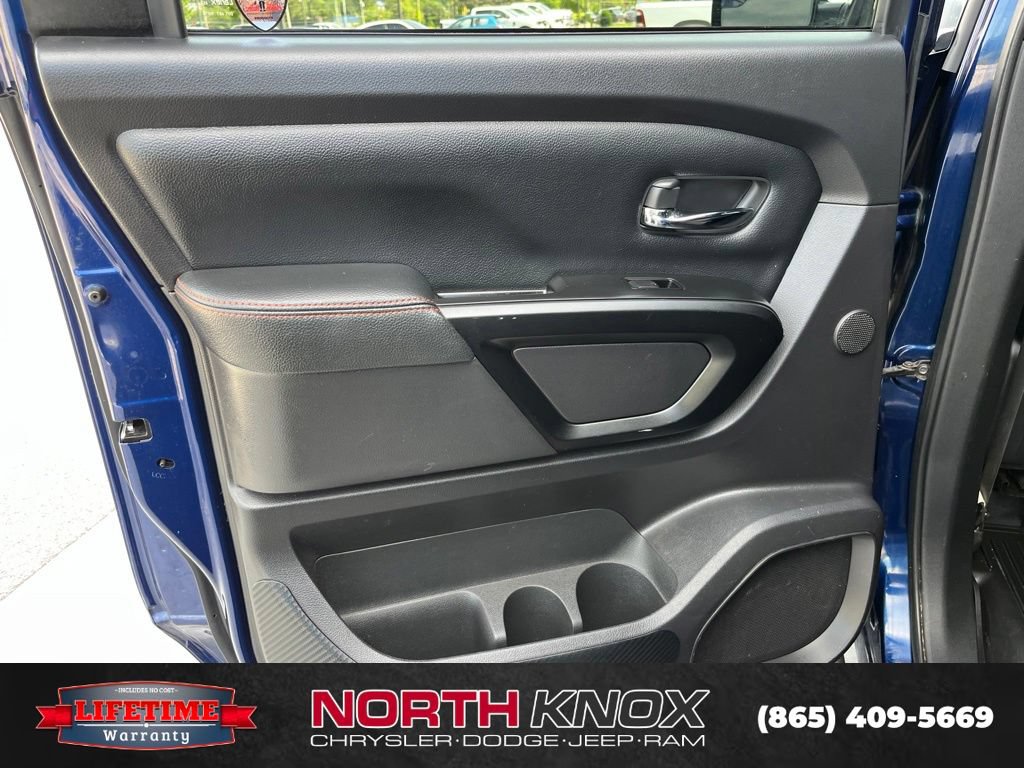 Used 2024 Nissan Titan PRO-4X w/ Pro-4x Convenience Package AWD/4WD image 14