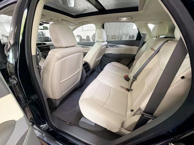 Used 2020 Cadillac XT5 Premium Luxury FWD image 9