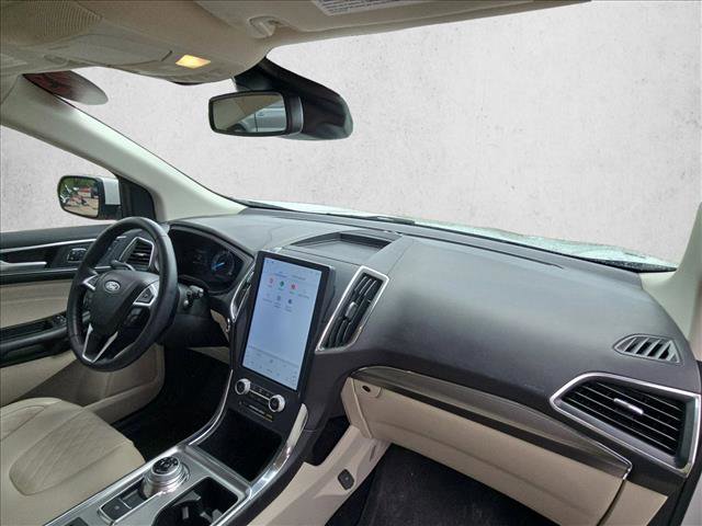 Used 2023 Ford Edge Titanium image 20