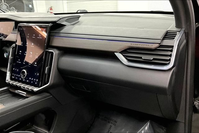 Used 2024 GMC Acadia Denali AWD/4WD image 19