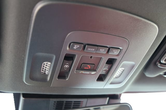 New 2026 Toyota Camry Hybrid FWD image 24