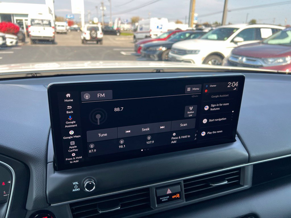 Certified 2026 Honda Pilot EX-L image 12