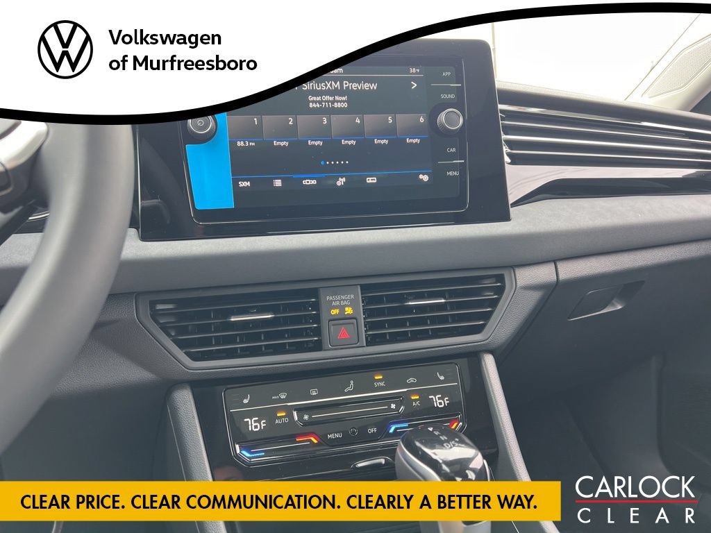 Used 2026 Volkswagen Jetta SE FWD image 20
