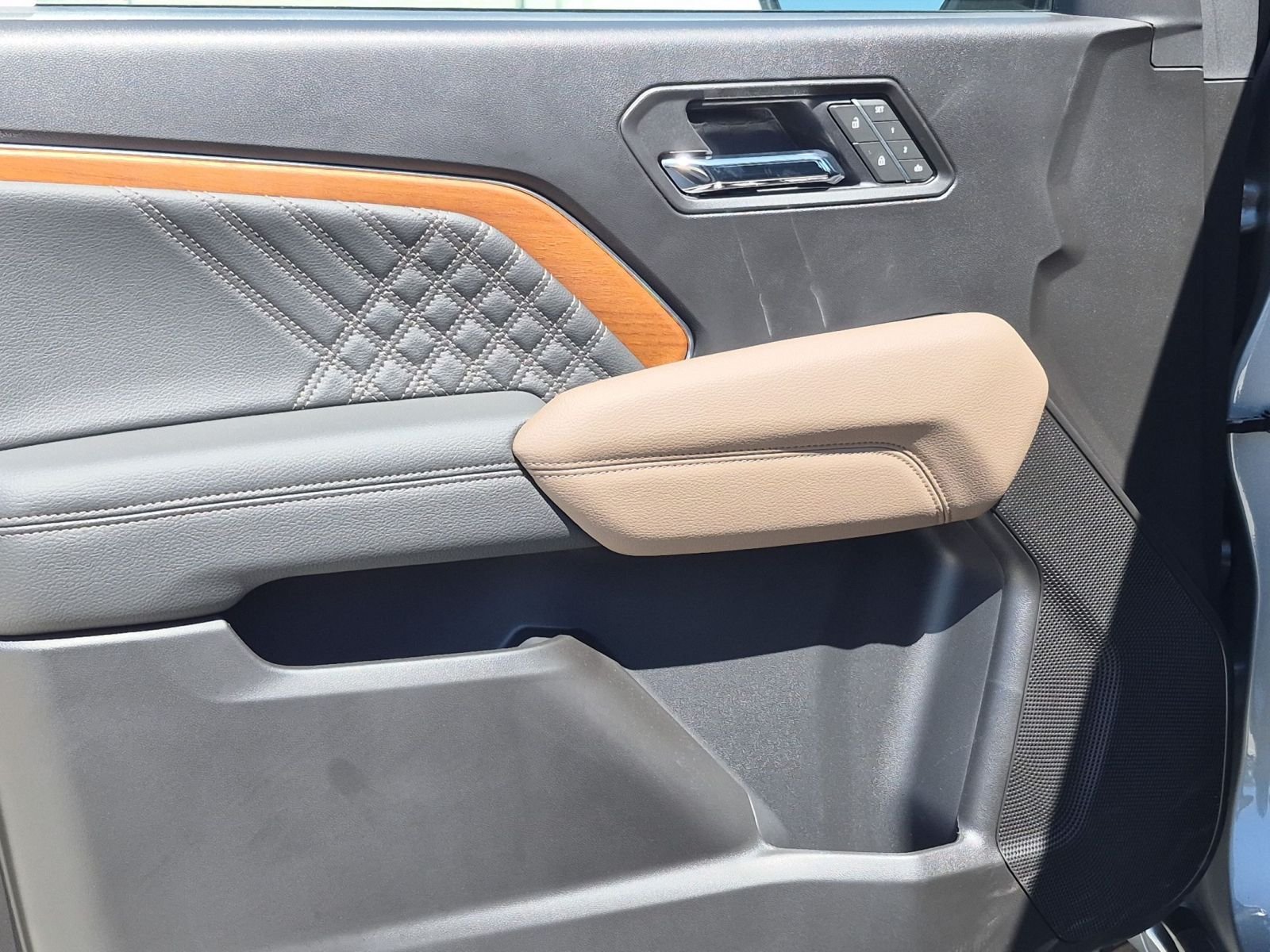 New 2026 GMC Canyon Denali AWD/4WD image 22