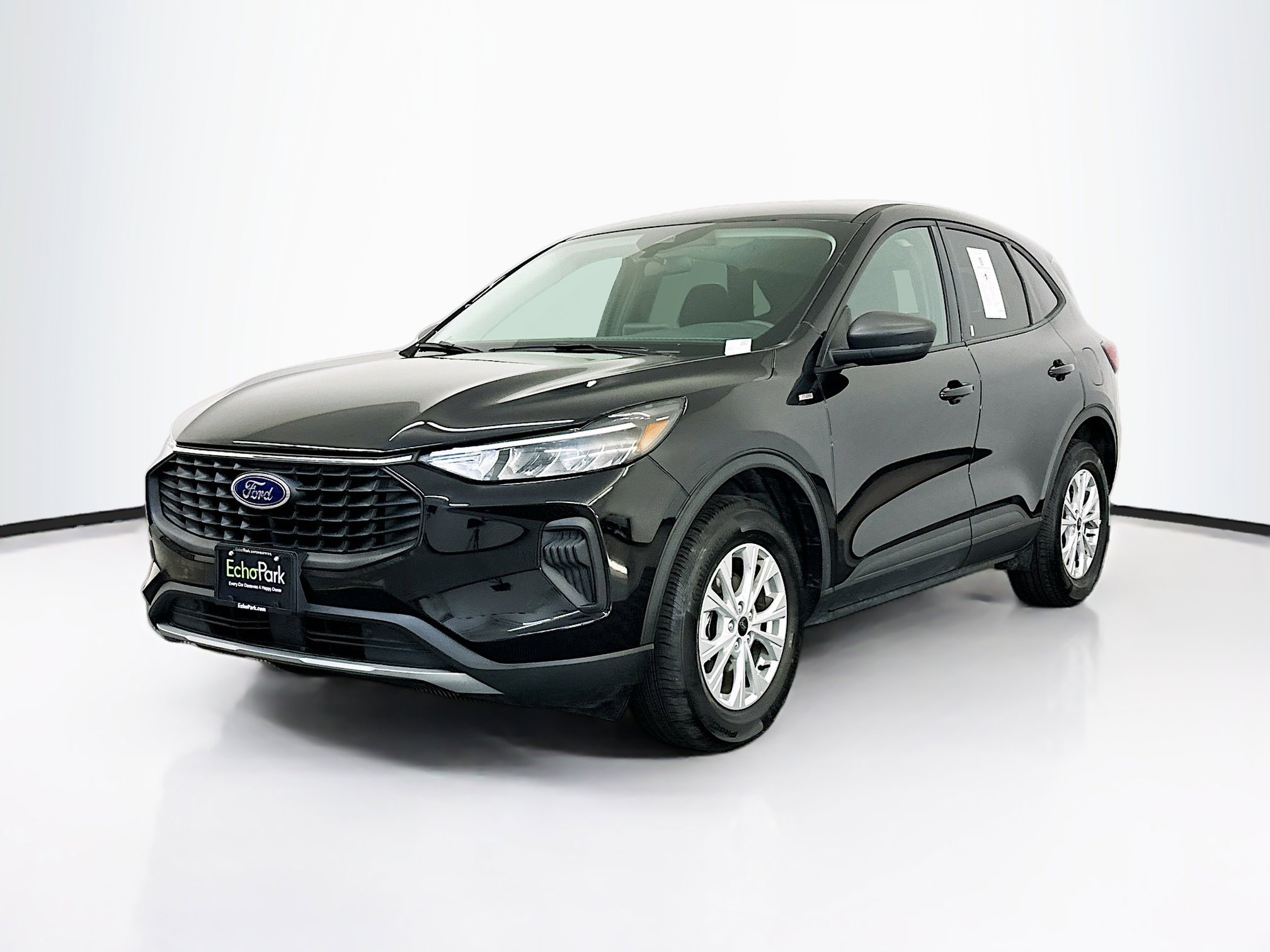 Used 2025 Ford Escape Active image 3