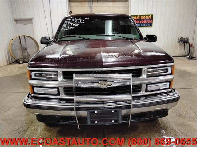 Used 1997 Chevrolet Suburban 4WD w/ Preferred Equipment Group 3 image 7