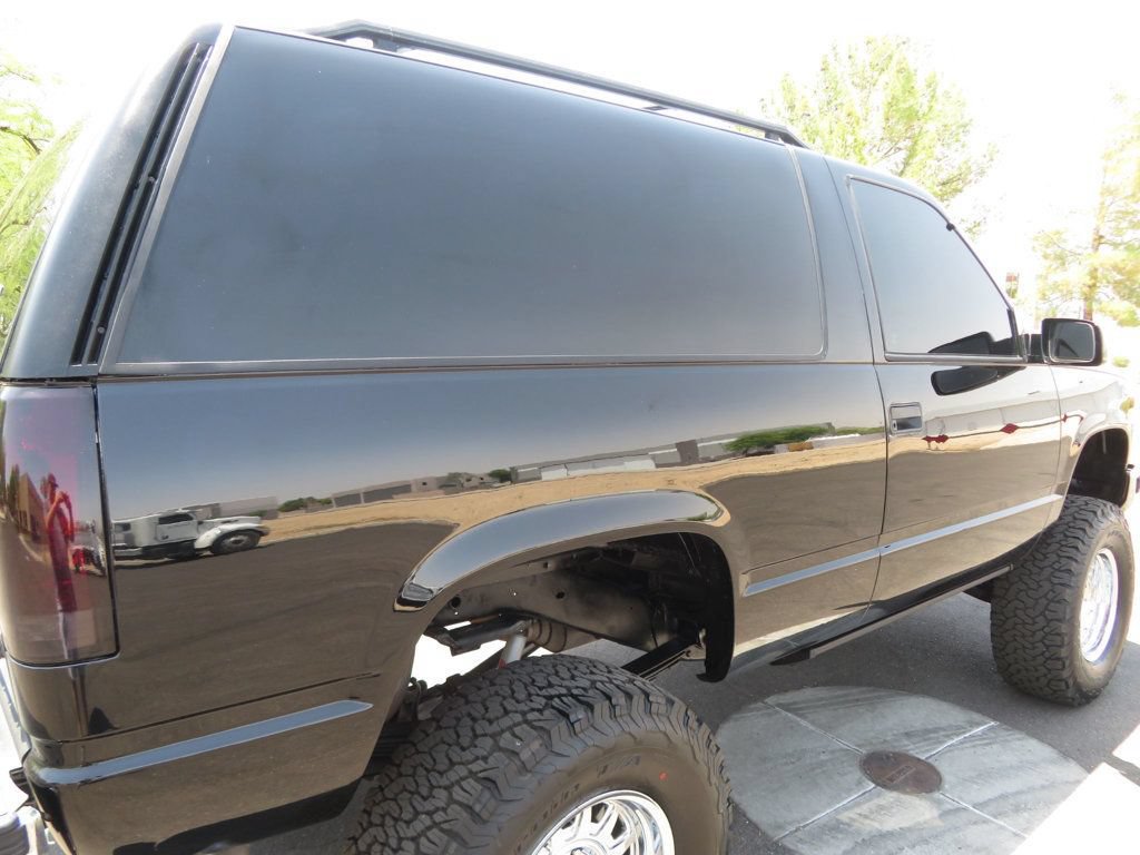 Used 1997 GMC Yukon 4WD 2-Door w/ Marketing Opt Pkg 2 image 10