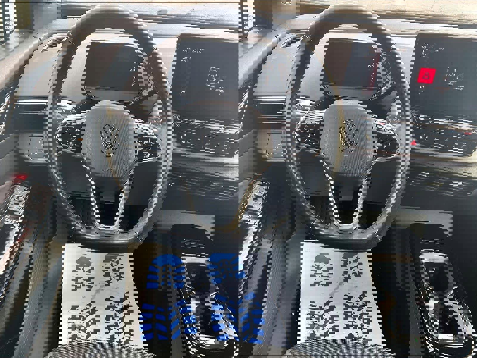 Used 2021 Volkswagen ID.4 Pro image 16