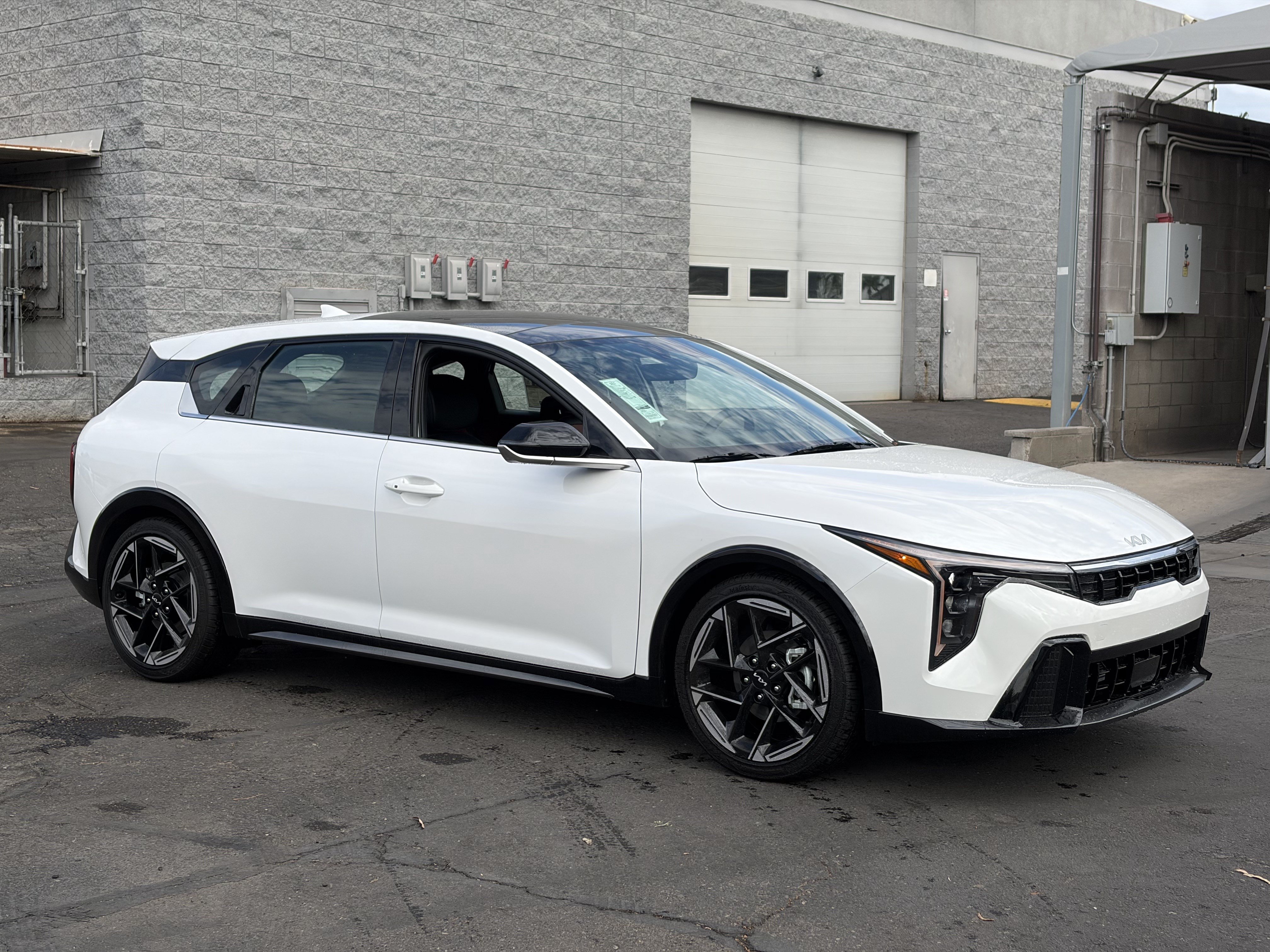New 2026 Kia K4 GT-Line Turbo w/ GT-Line Premium Package FWD image 34