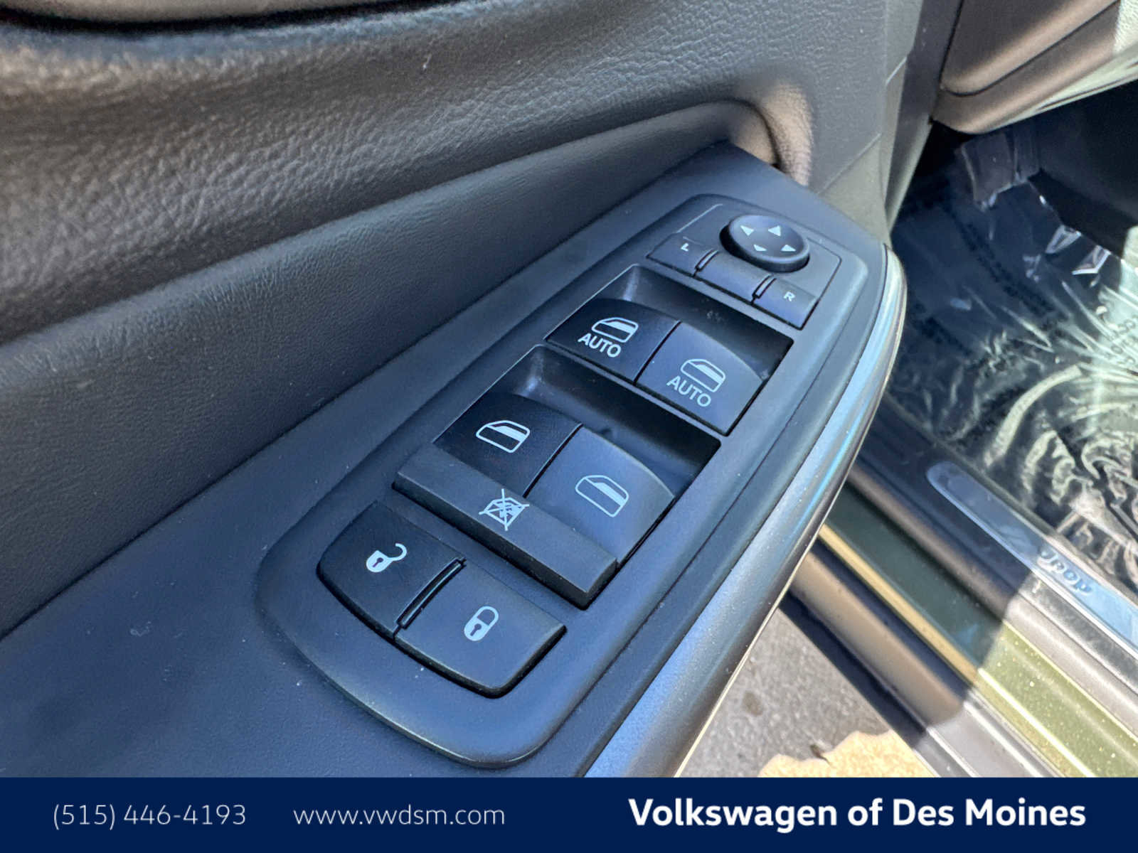 Used 2019 Jeep Cherokee Limited image 23