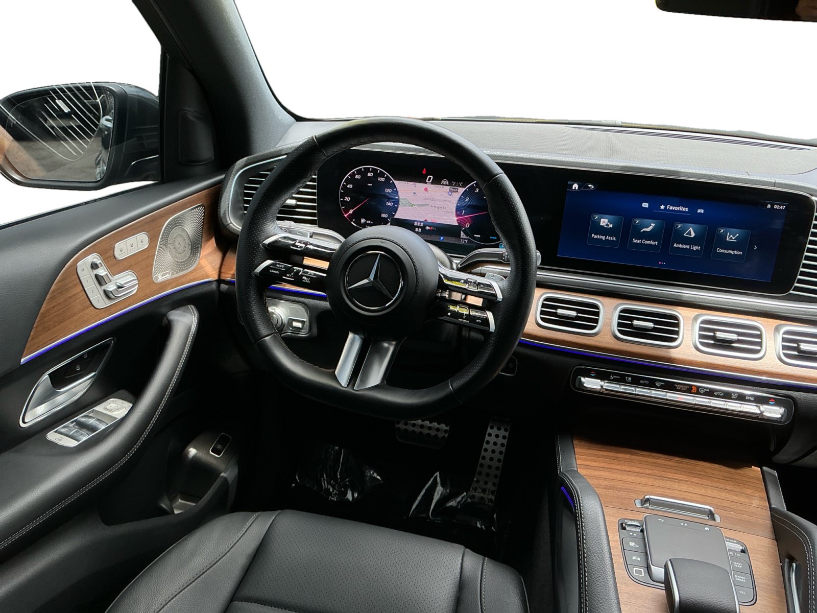 Used 2025 Mercedes-Benz GLS 450 4MATIC image 11