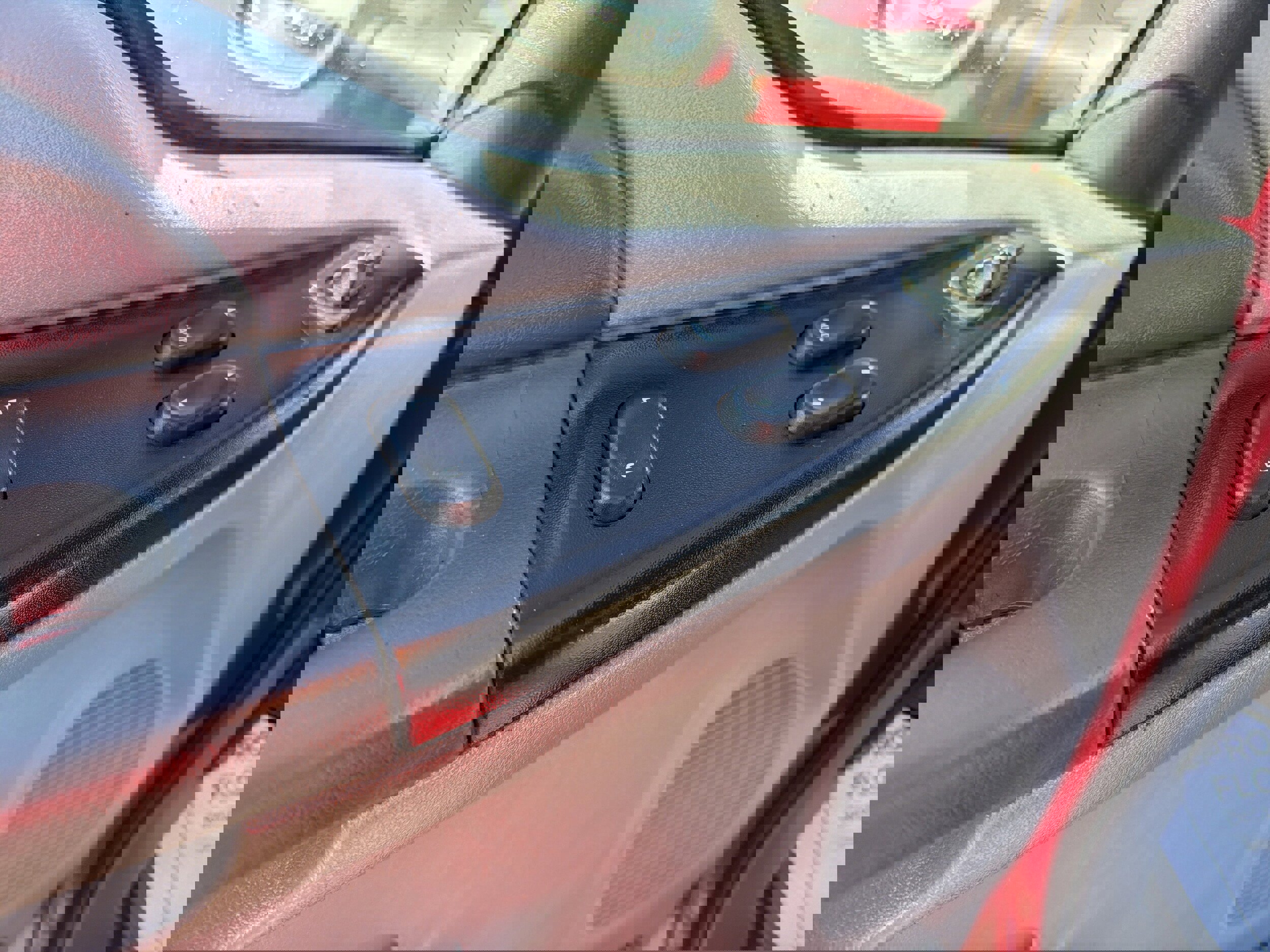 Used 1999 Ford F250 4x4 SuperCab Super Duty image 12