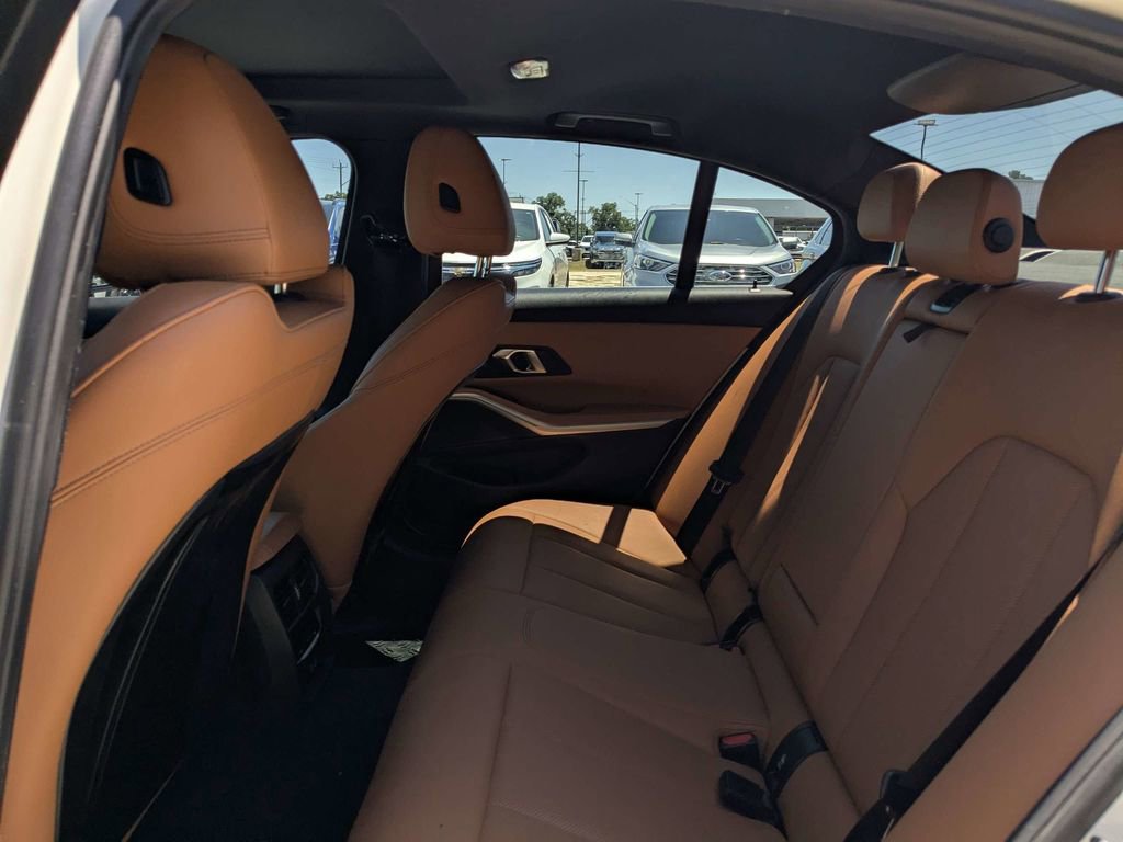 Used 2024 BMW 330e RWD image 11
