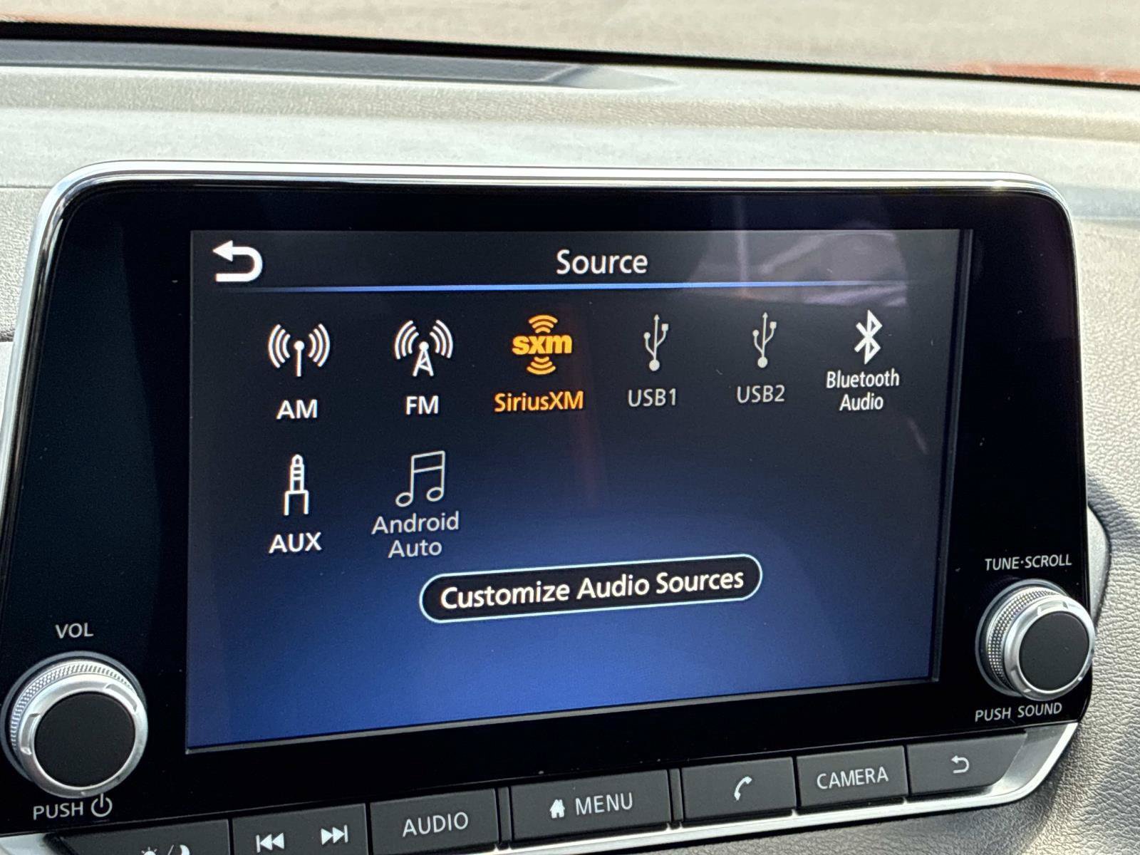 Used 2024 Nissan Sentra SR FWD image 32