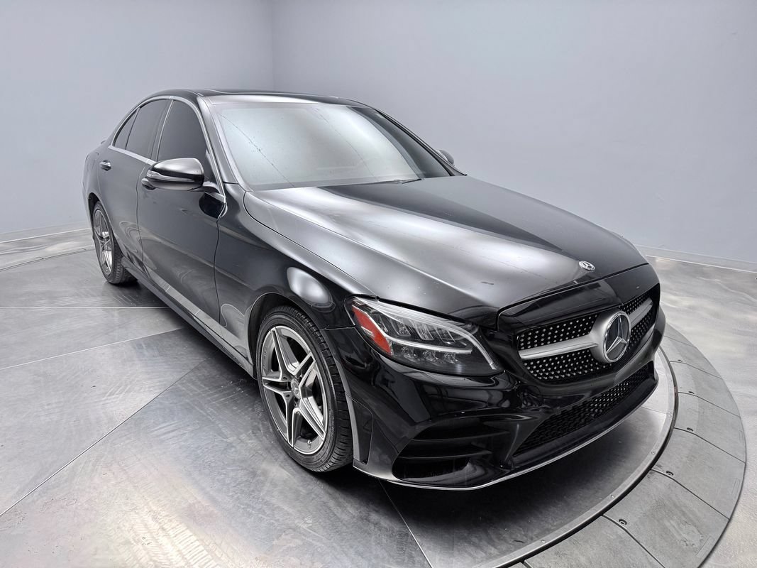 Used 2019 Mercedes-Benz C 300 4MATIC Sedan image 3