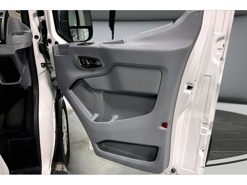 Used 2019 Ford Transit 250 130 Low Roof w/ Exterior Upgrade Package image 22
