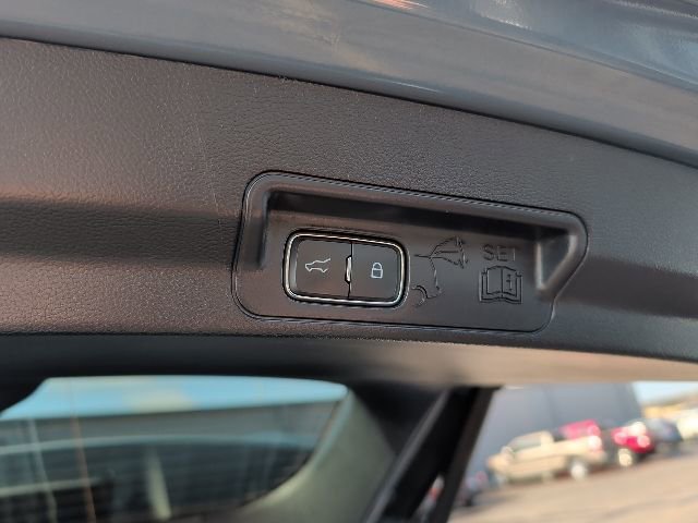 Certified 2025 Ford Explorer ST-Line AWD/4WD image 37