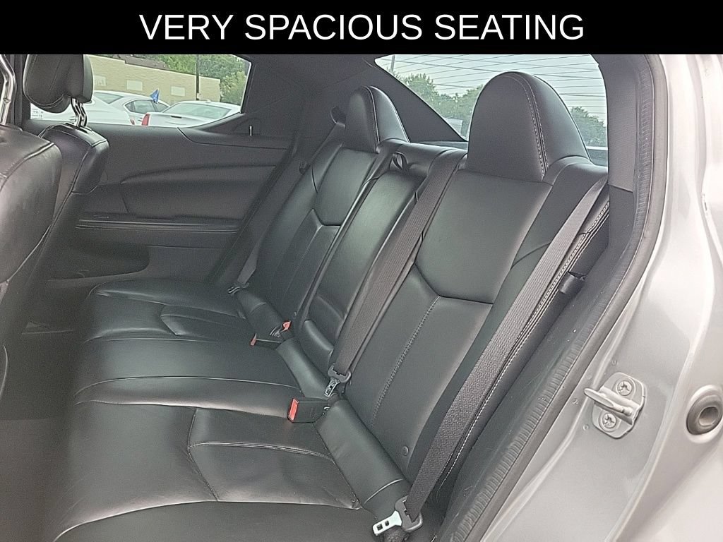 Used 2014 Dodge Avenger SXT w/ Sun/Sound Group FWD image 10