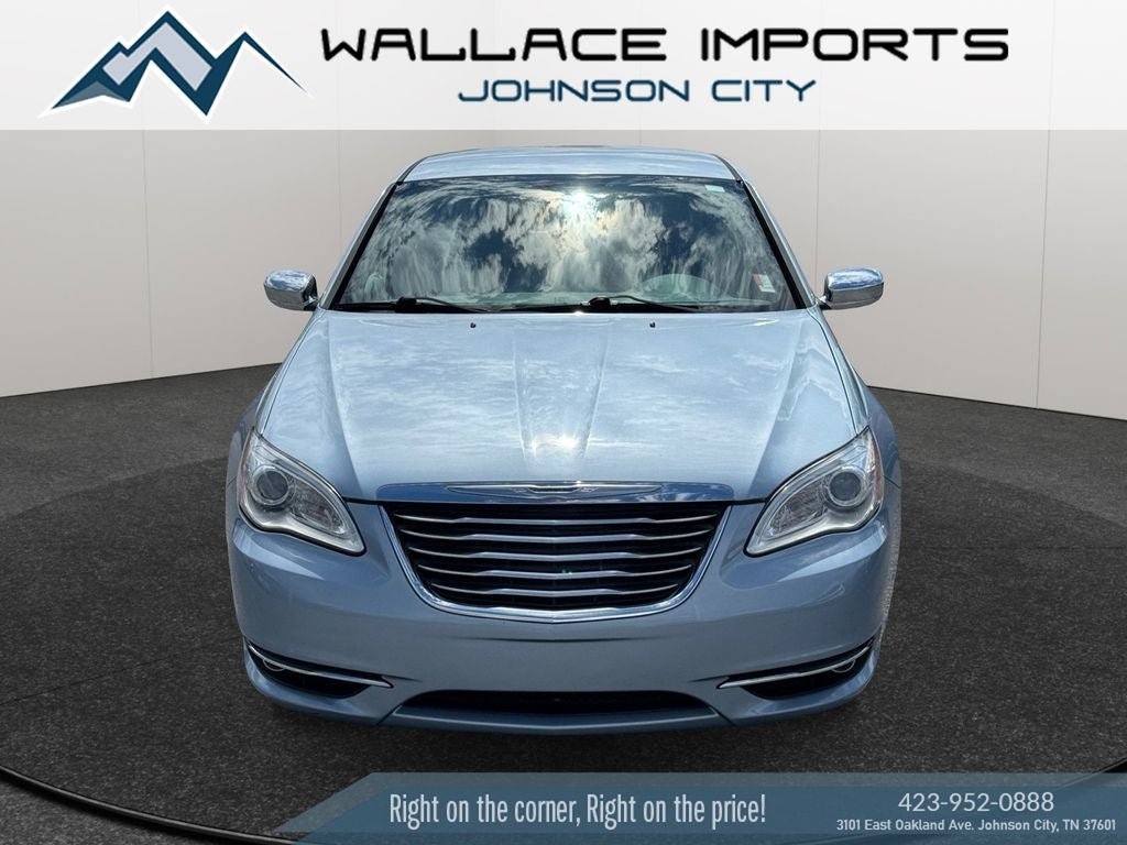 Used 2014 Chrysler 200 Limited FWD image 8