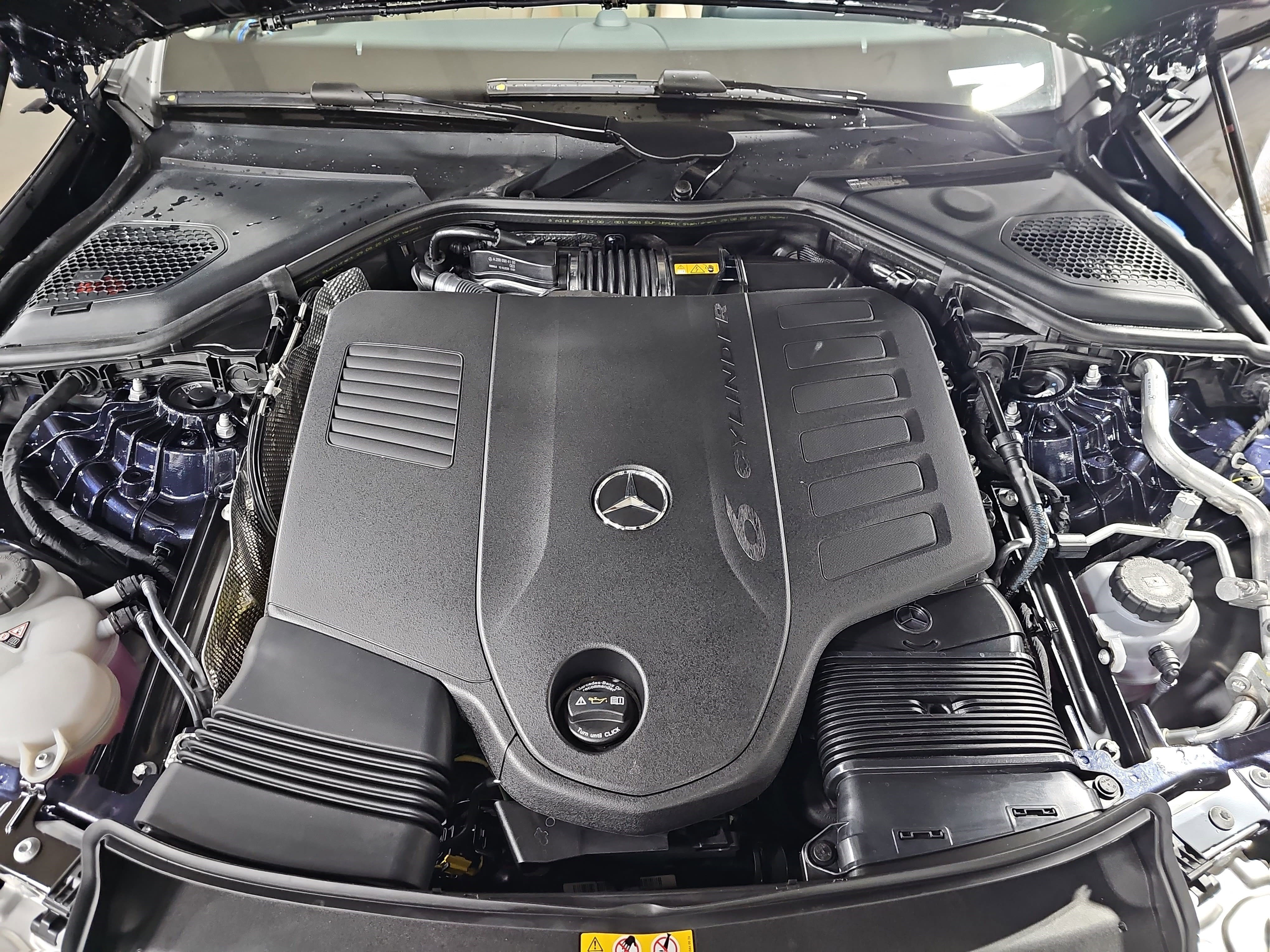 New 2026 Mercedes-Benz E 450 4MATIC Sedan image 32