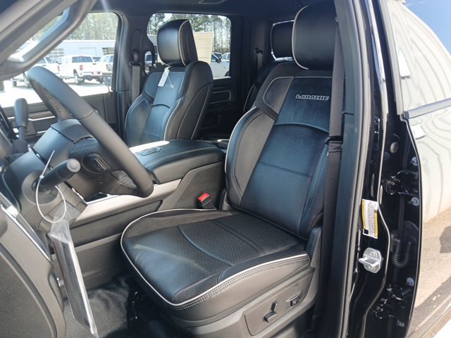 New 2026 RAM 4500 4x4 Crew Cab DRW w/ Laramie Trim Package image 30
