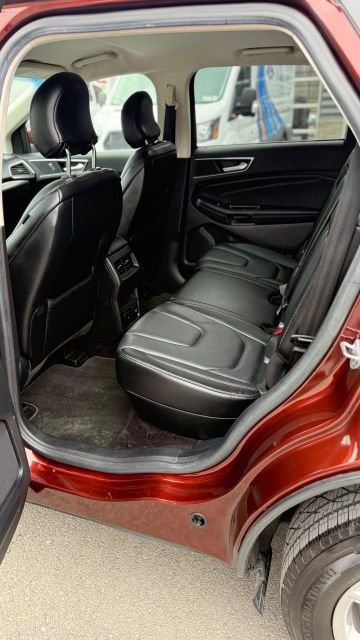 Used 2016 Ford Edge Titanium w/ Technology Package image 19