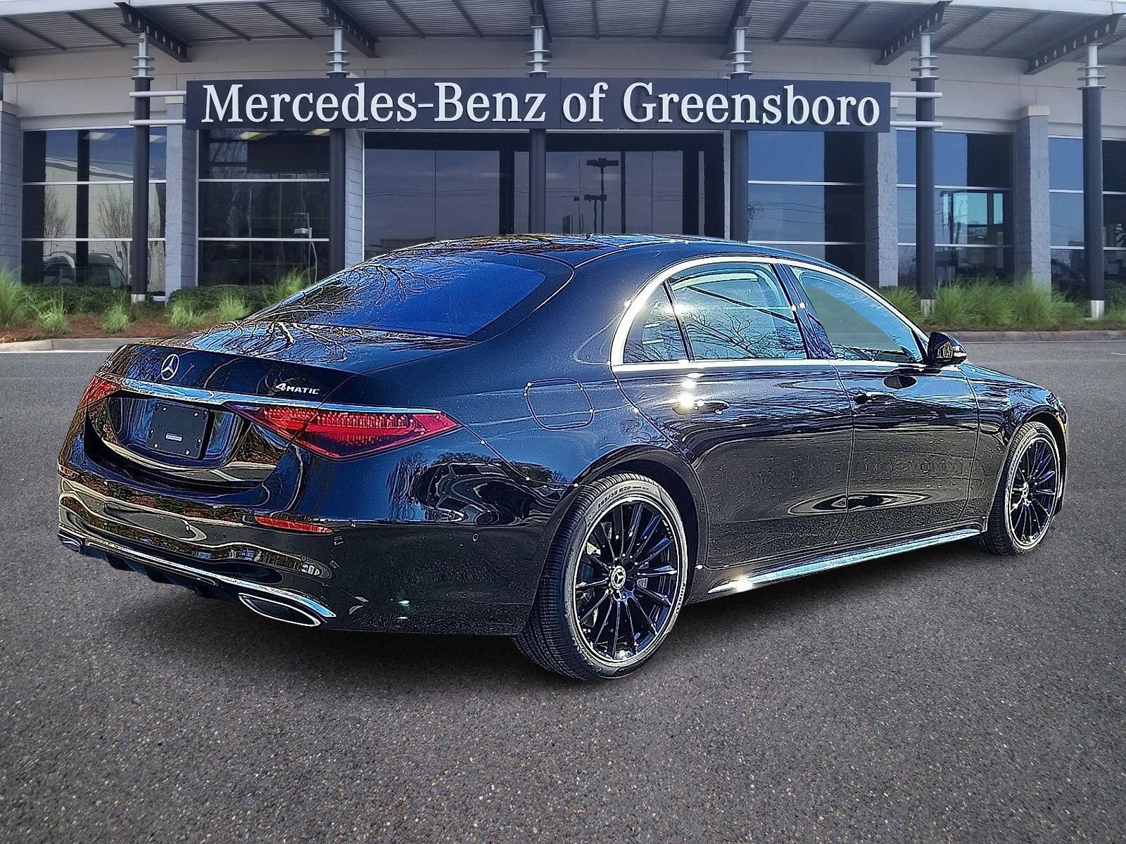 New 2026 Mercedes-Benz S 580 4MATIC Sedan image 3
