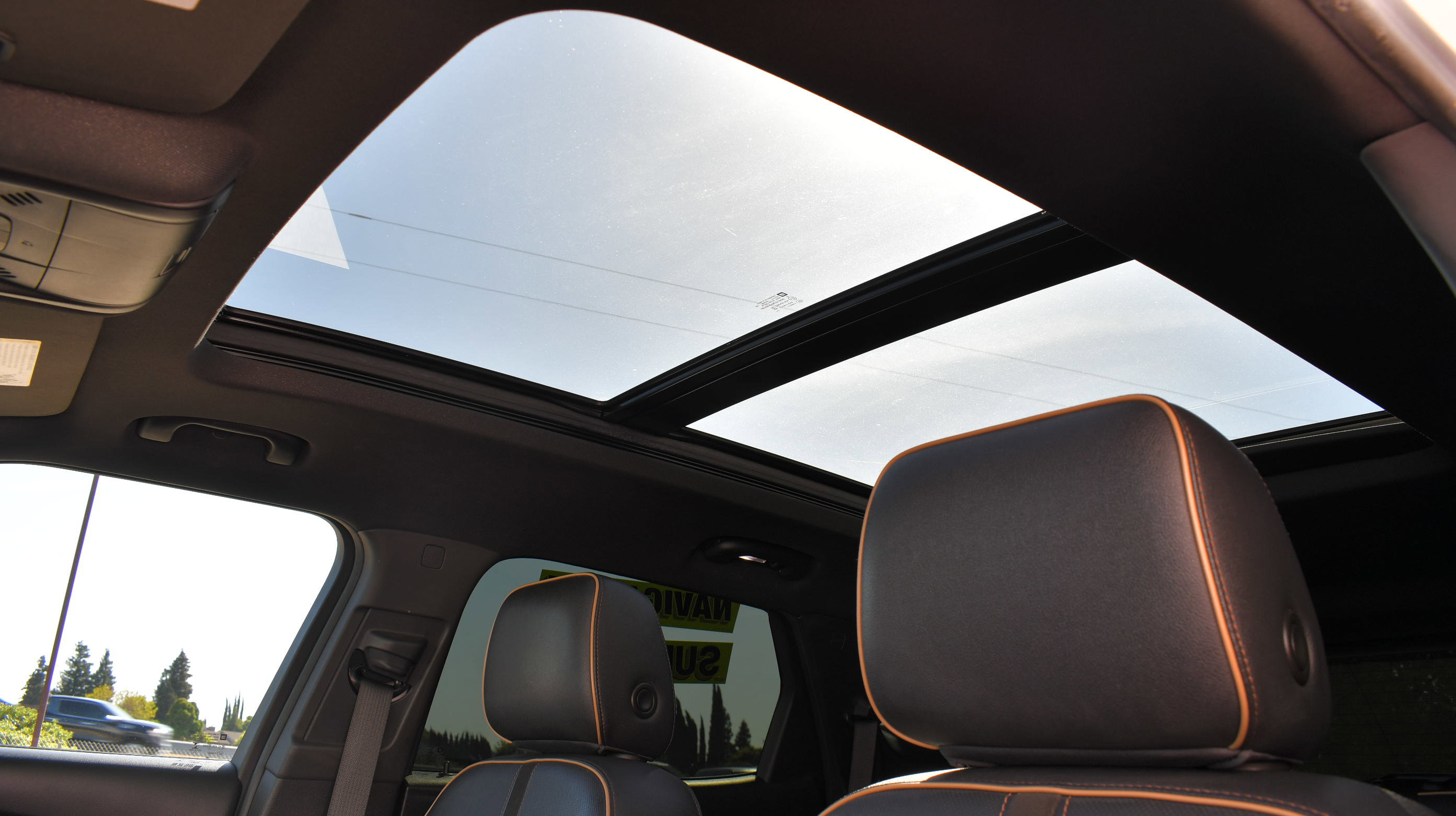 Used 2023 Chevrolet Blazer Premier w/ Driver Confidence II Package FWD image 19