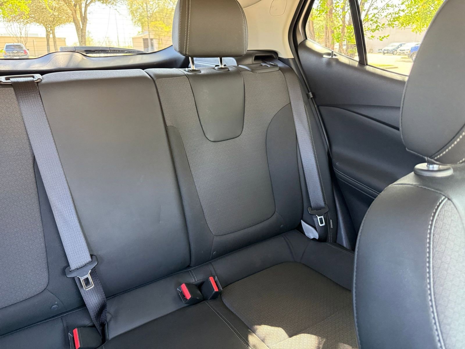 Used 2025 Buick Encore GX Preferred image 37