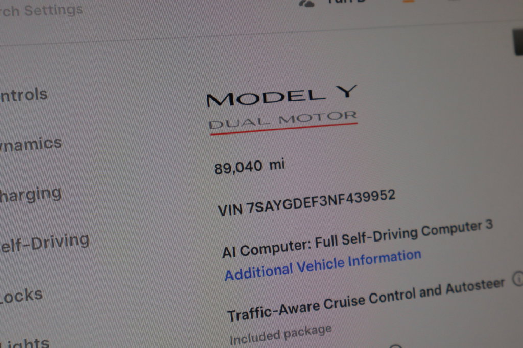 Used 2022 Tesla Model Y Performance AWD/4WD image 43