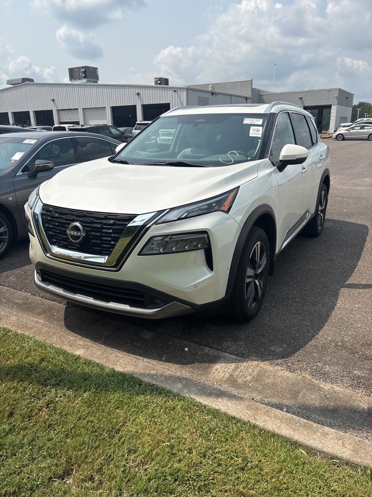 Used 2022 Nissan Rogue SL w/ SL Premium Package