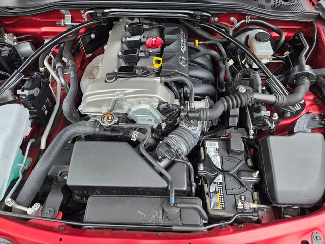Used 2018 MAZDA MX-5 Miata RF Club RWD image 27