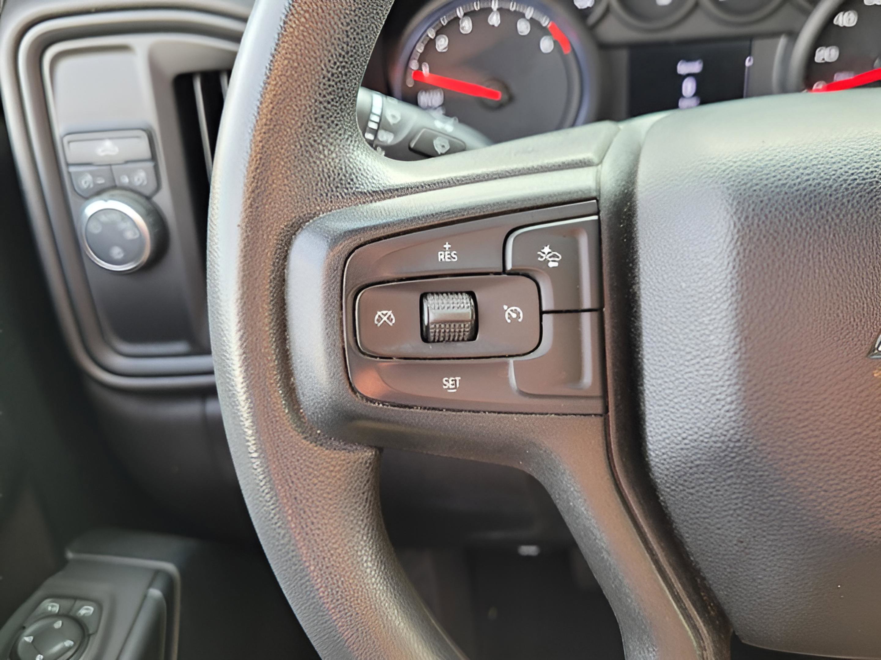 Used 2022 Chevrolet Silverado 1500 Custom image 30