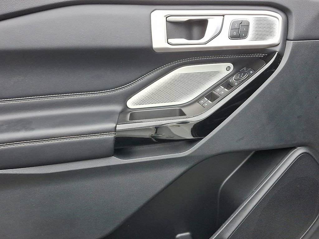 Certified 2022 Ford Explorer ST w/ Equipment Group 401A image 13