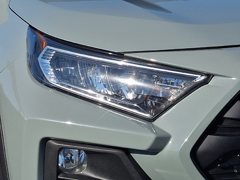Used 2020 Toyota RAV4 Adventure AWD/4WD image 9