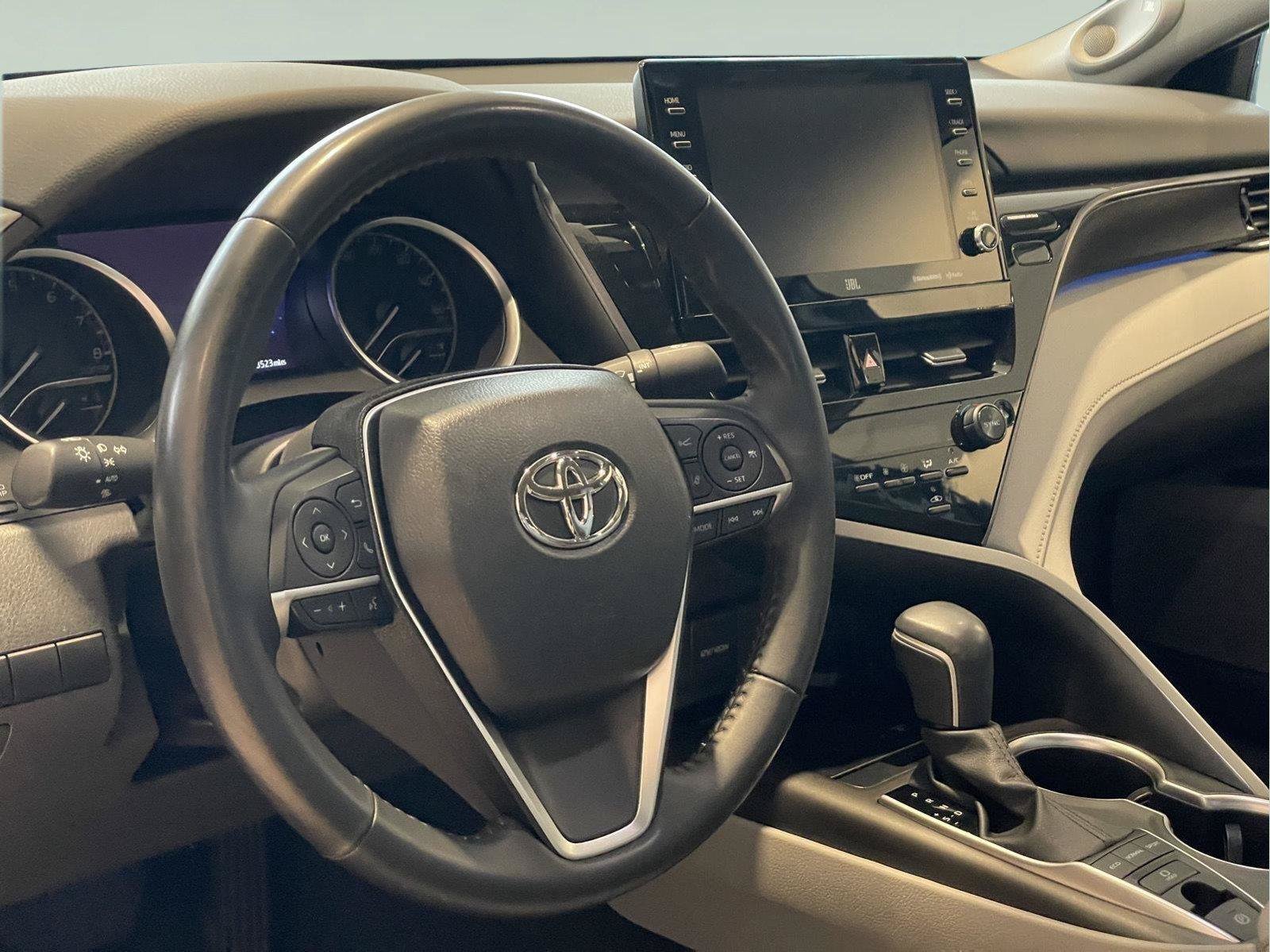 Used 2023 Toyota Camry XLE w/ Navigation Package FWD image 14