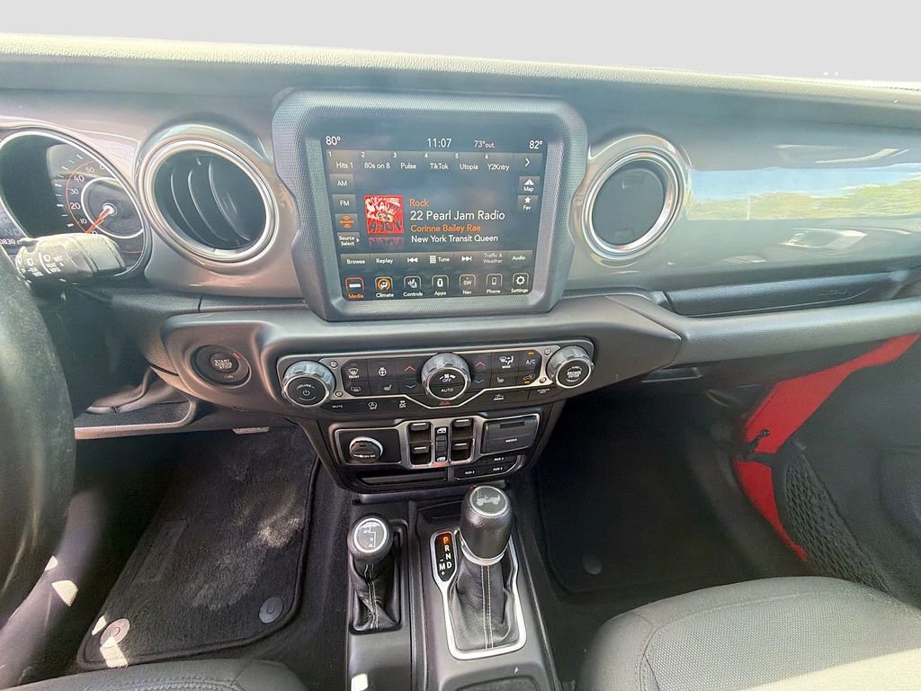 Used 2022 Jeep Wrangler Unlimited Sahara w/ Cold Weather Group image 26